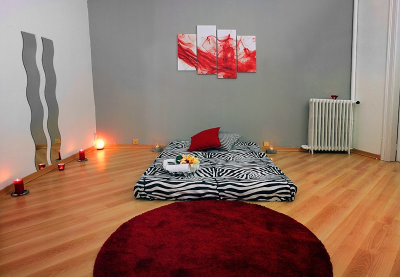 Alora Massage - photo 2