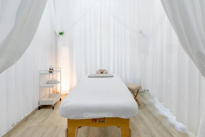 OASIS MASAJE CALIFORNIANO | CALIFORNIAN MASSAGE | Barcelona - foto 3