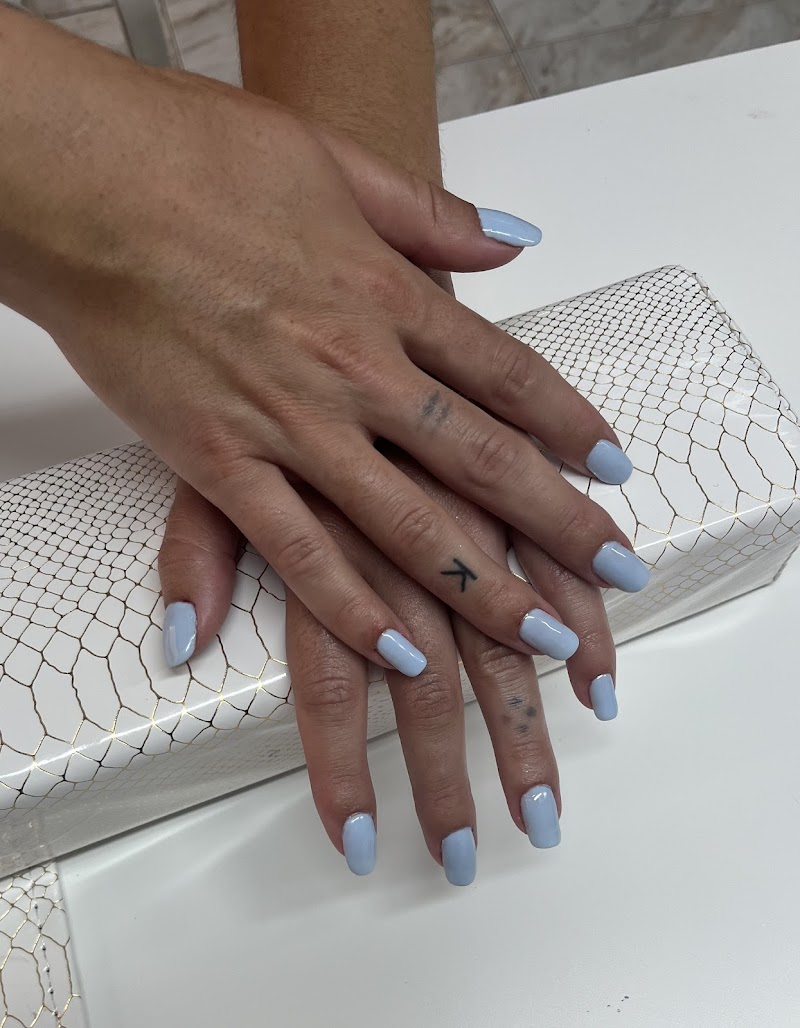 Nails Anna y Spa Salón de Belleza Barcelona - photo 3