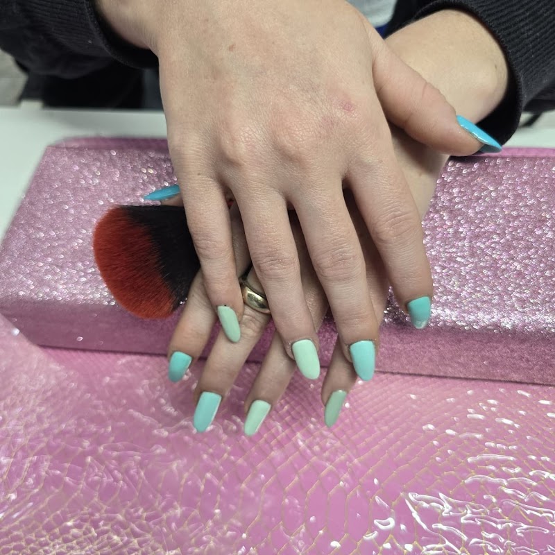Nails Anna y Spa Salón de Belleza Barcelona - photo 4